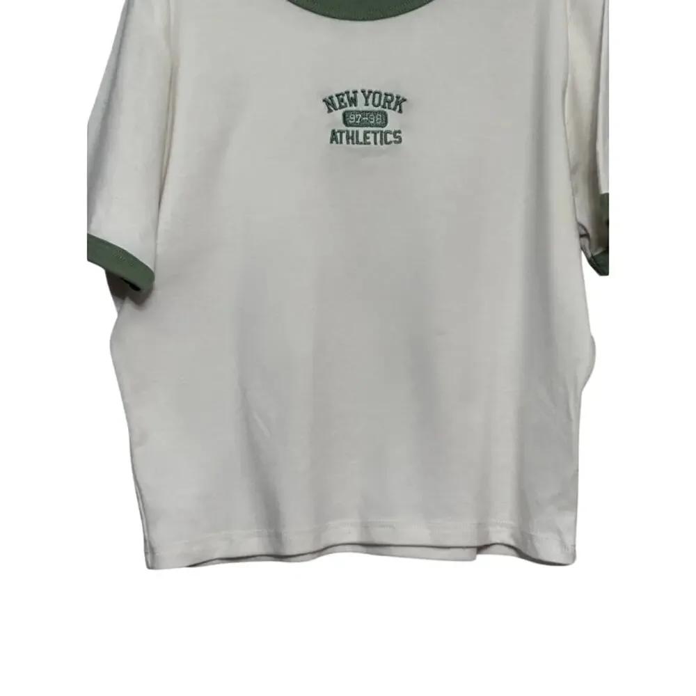 Vinyl Icons T-Shirt New York Athletics 1997-98 Scoop Neckline White Girls M NWOT